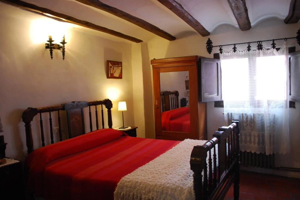 Fonda Del Tozal Hotel Teruel Room photo